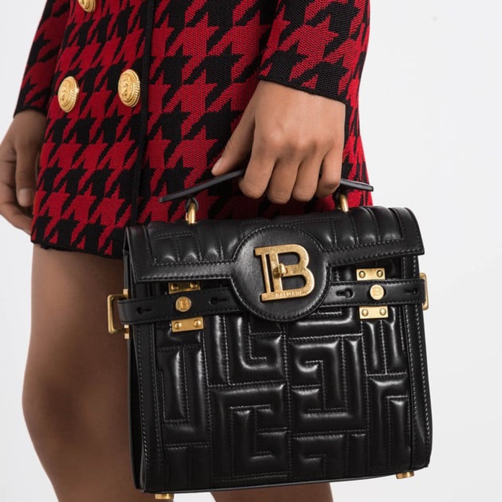 Balmain
B-Buzz 23 leather bag Black and Gold Quilted Shoulder Bag - Picture 2 of 15